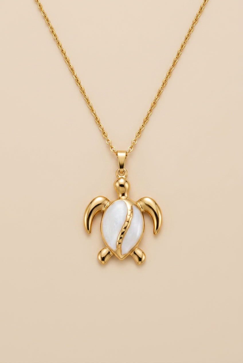 NERINA TURTLE NECKLACE