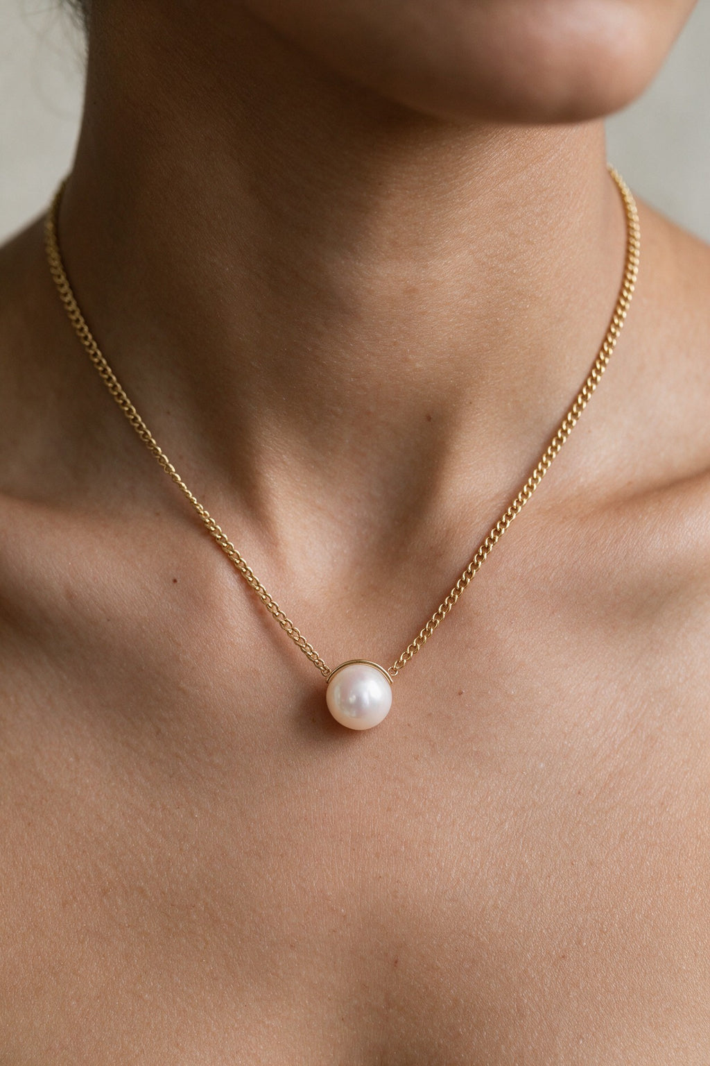 Pearl Pendant Necklace