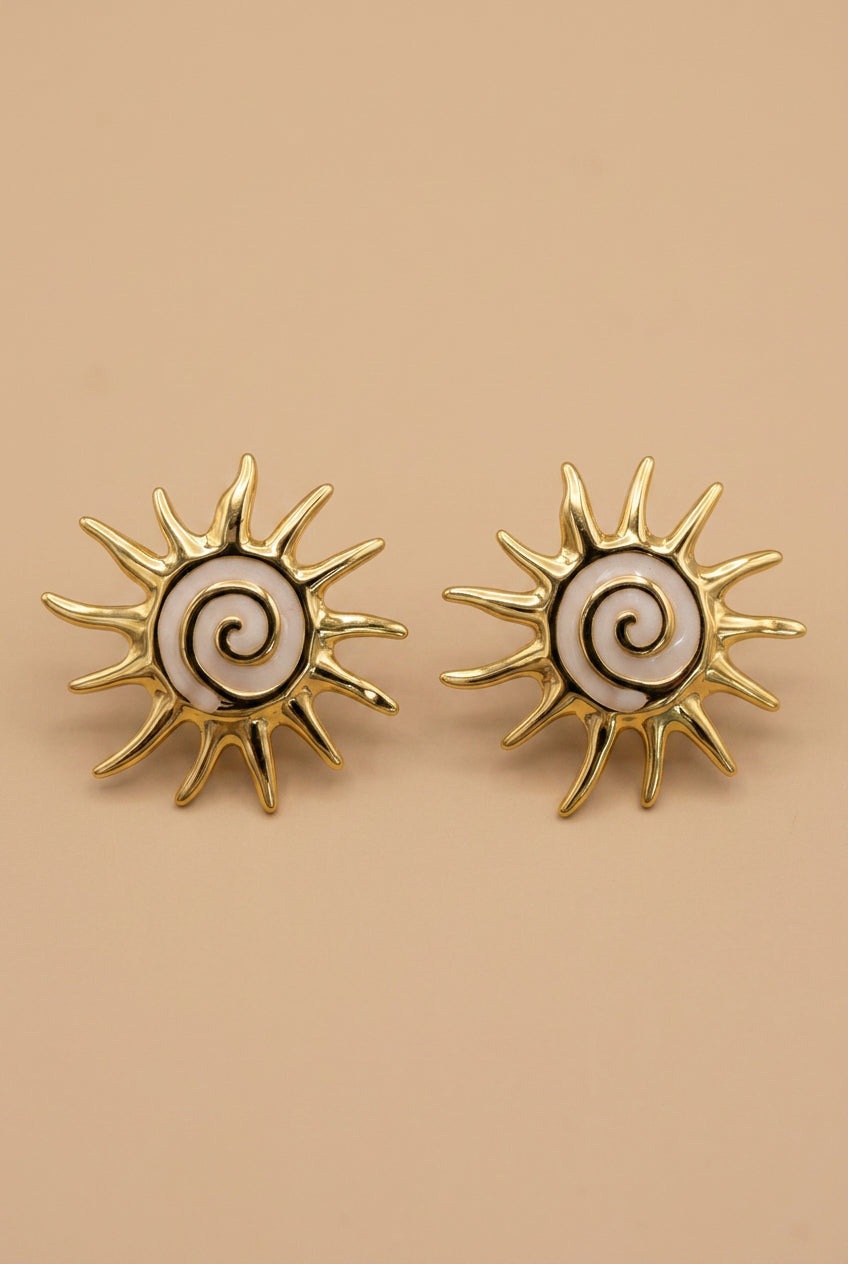 SOLARA SHELL EARRINGS